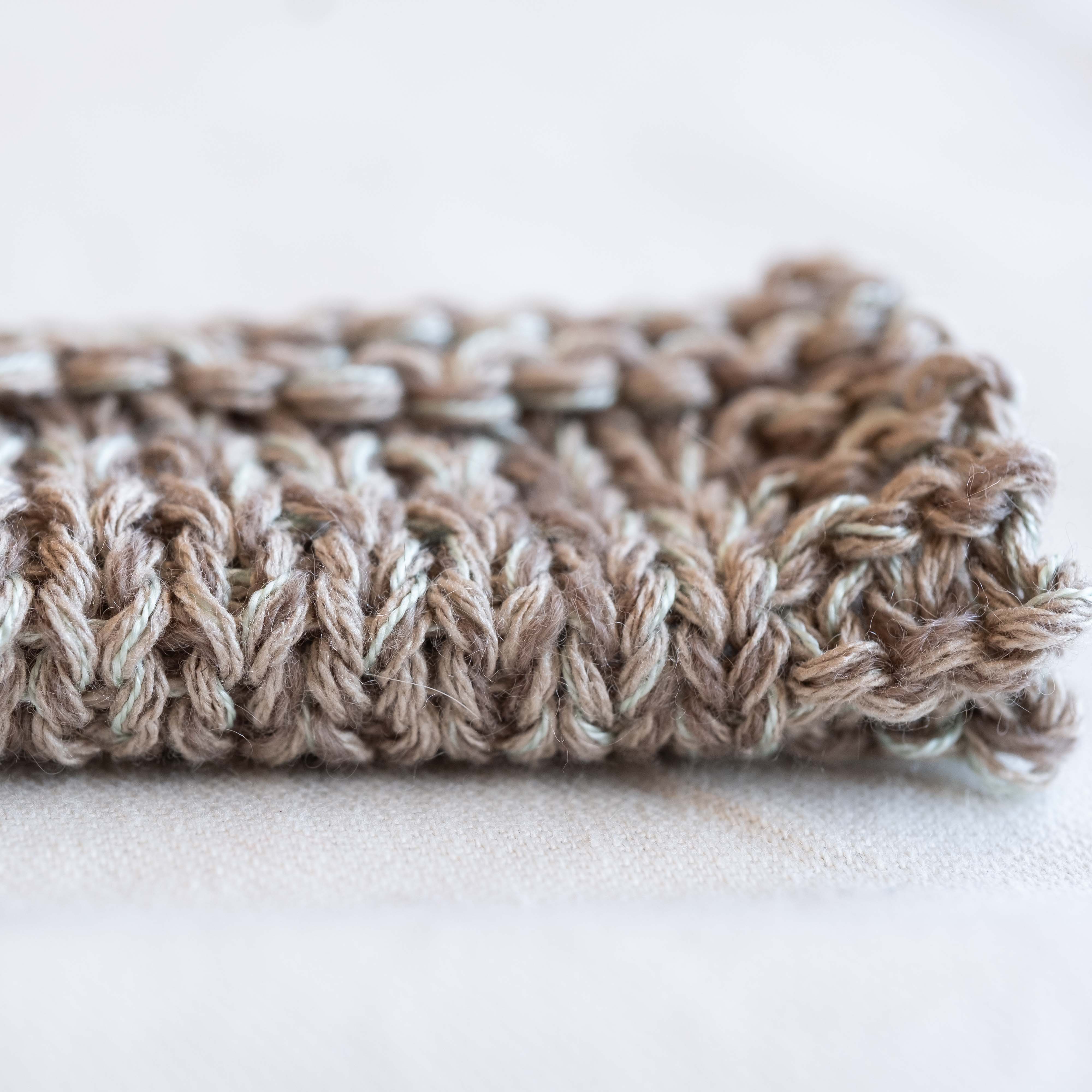 Smoky Quartz (Sport linen silk cashmere) (ITORICOT Concept Yarn)