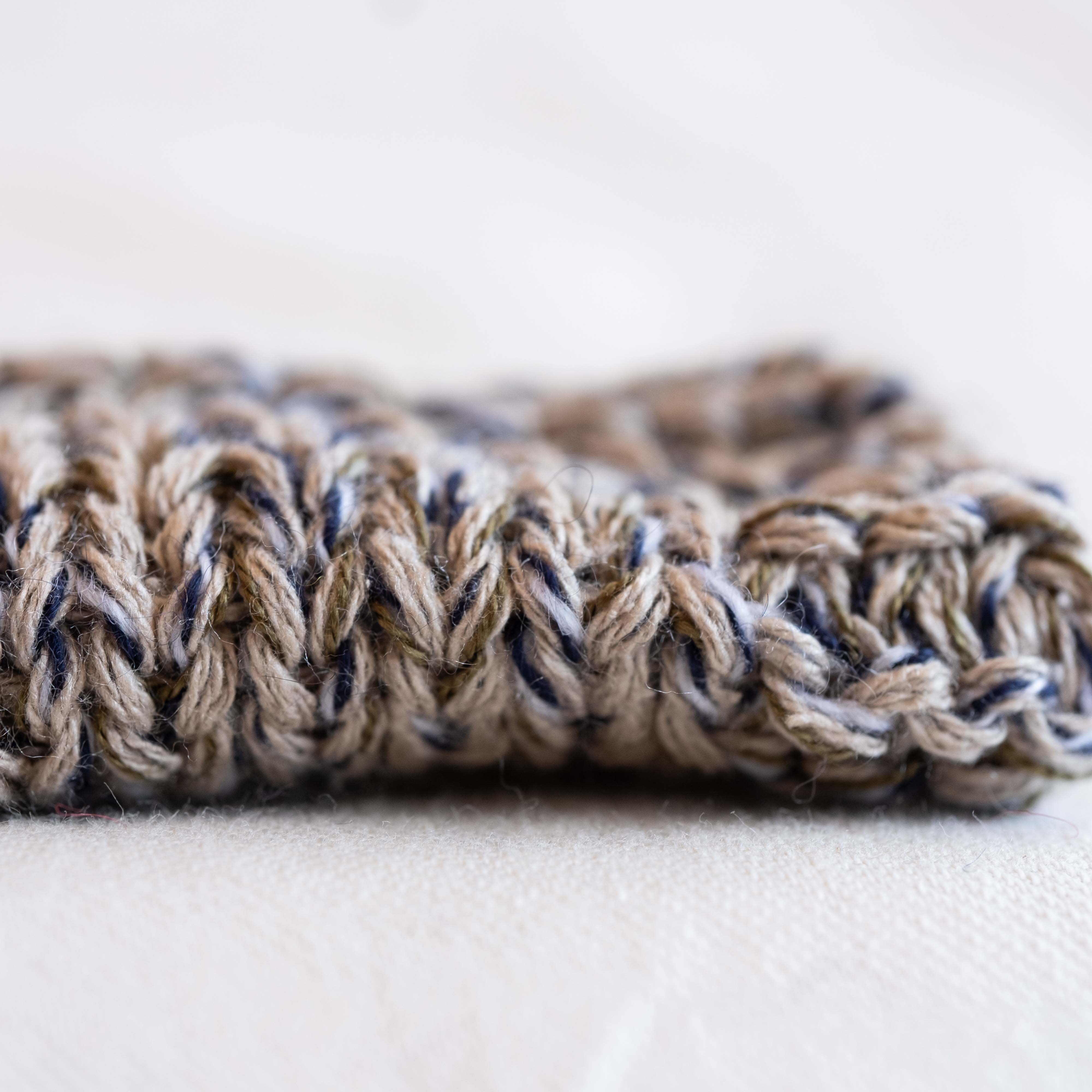 Smoky Quartz (Sport linen silk cashmere) (ITORICOT Concept Yarn)