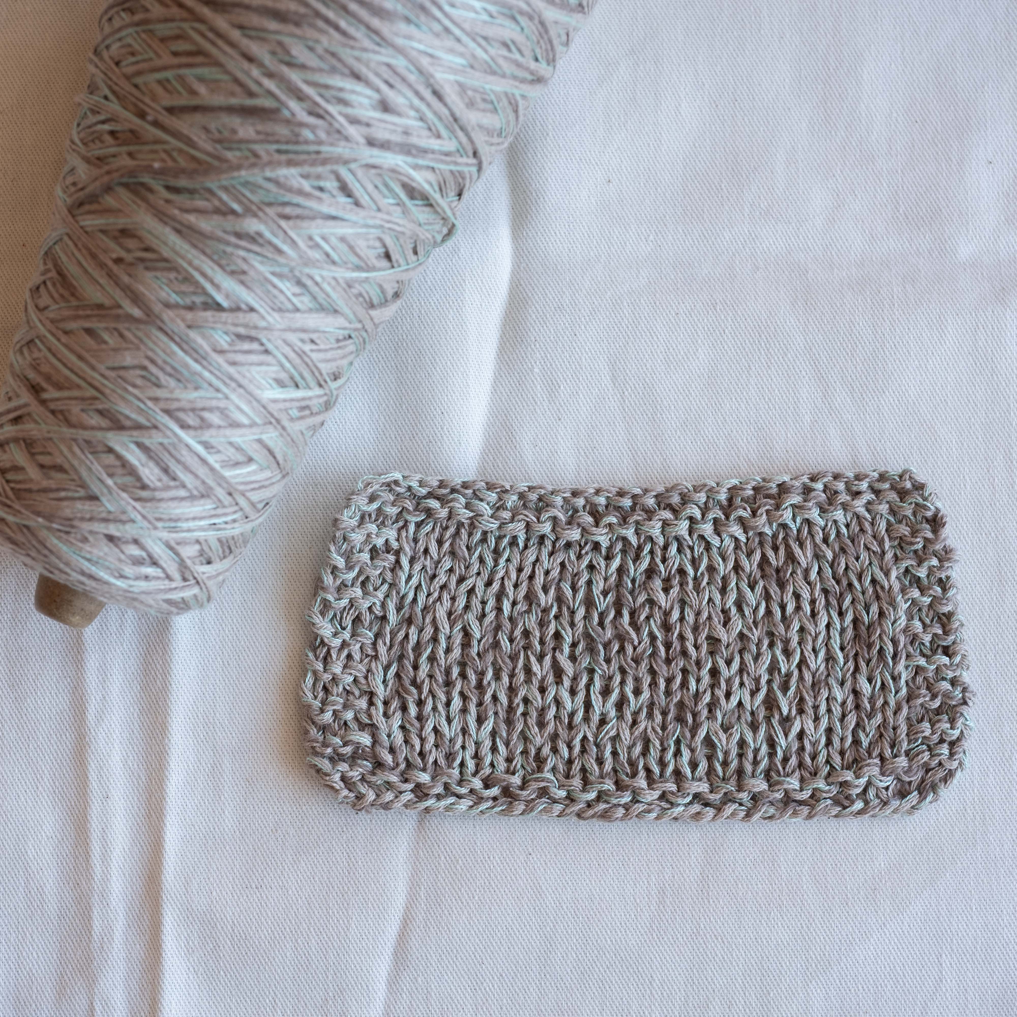 Smoky Quartz (Sport linen silk cashmere) (ITORICOT Concept Yarn)