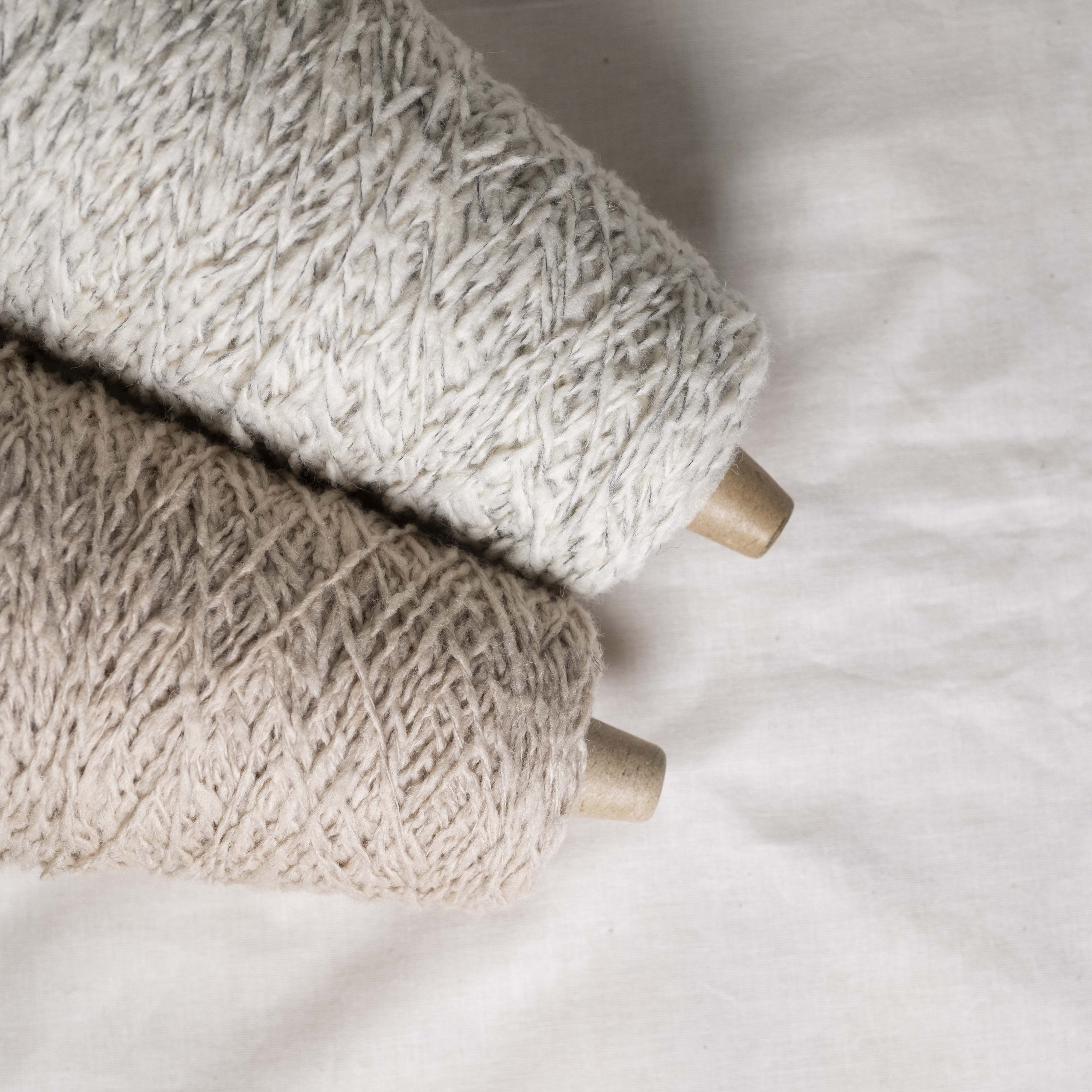 1/3 ウール混スラブヤーン