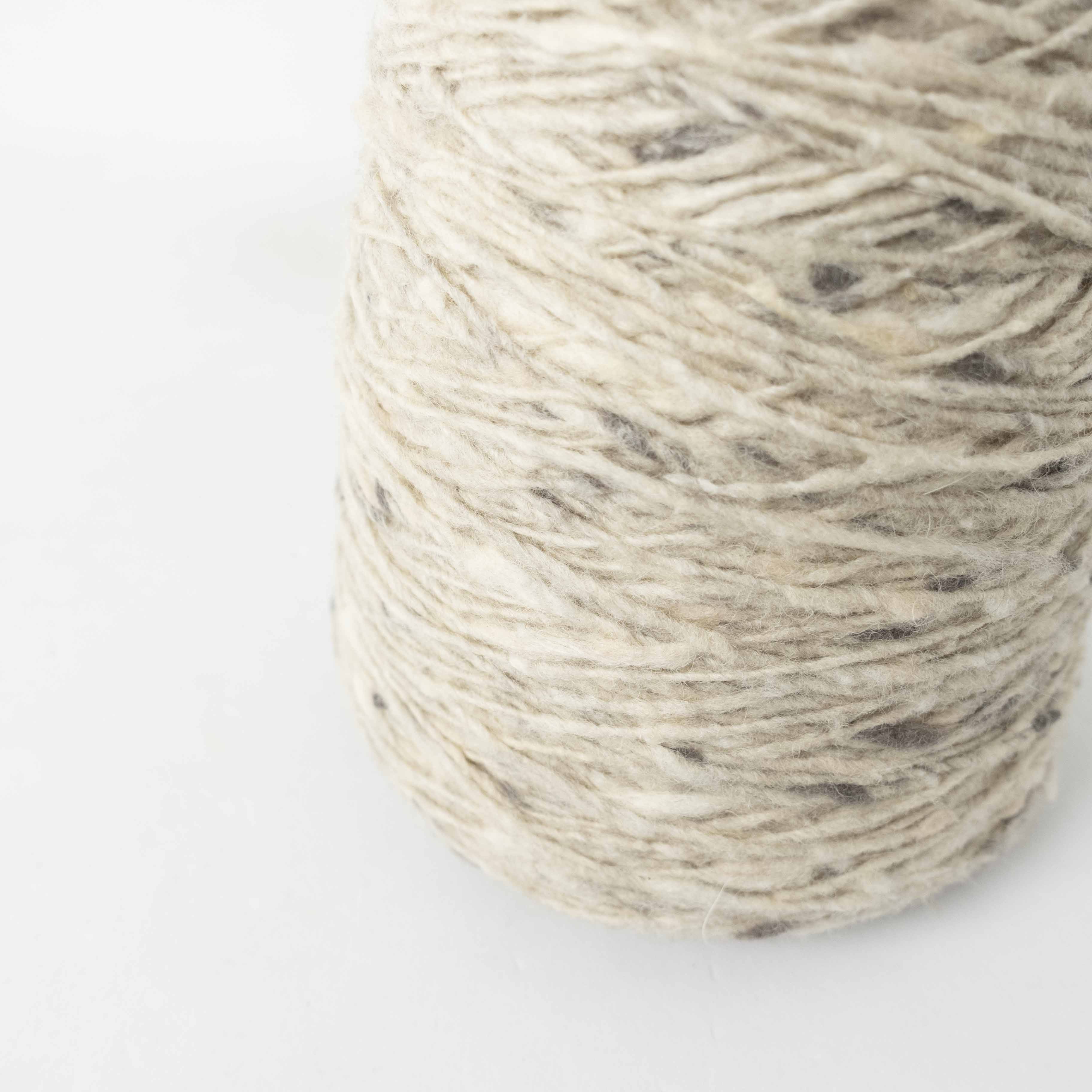1/3.9 Angora blend wool