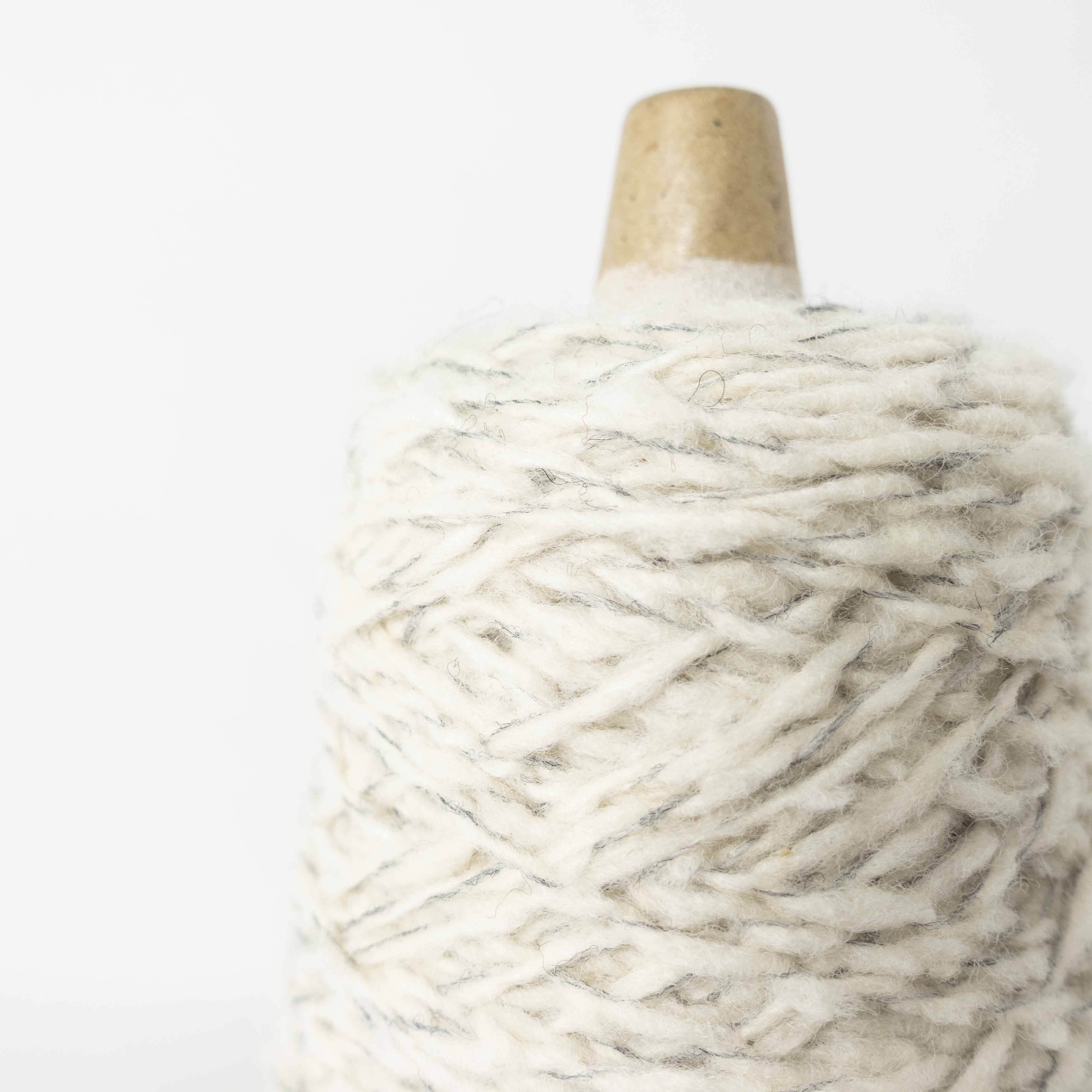 1/3 ウール混スラブヤーン