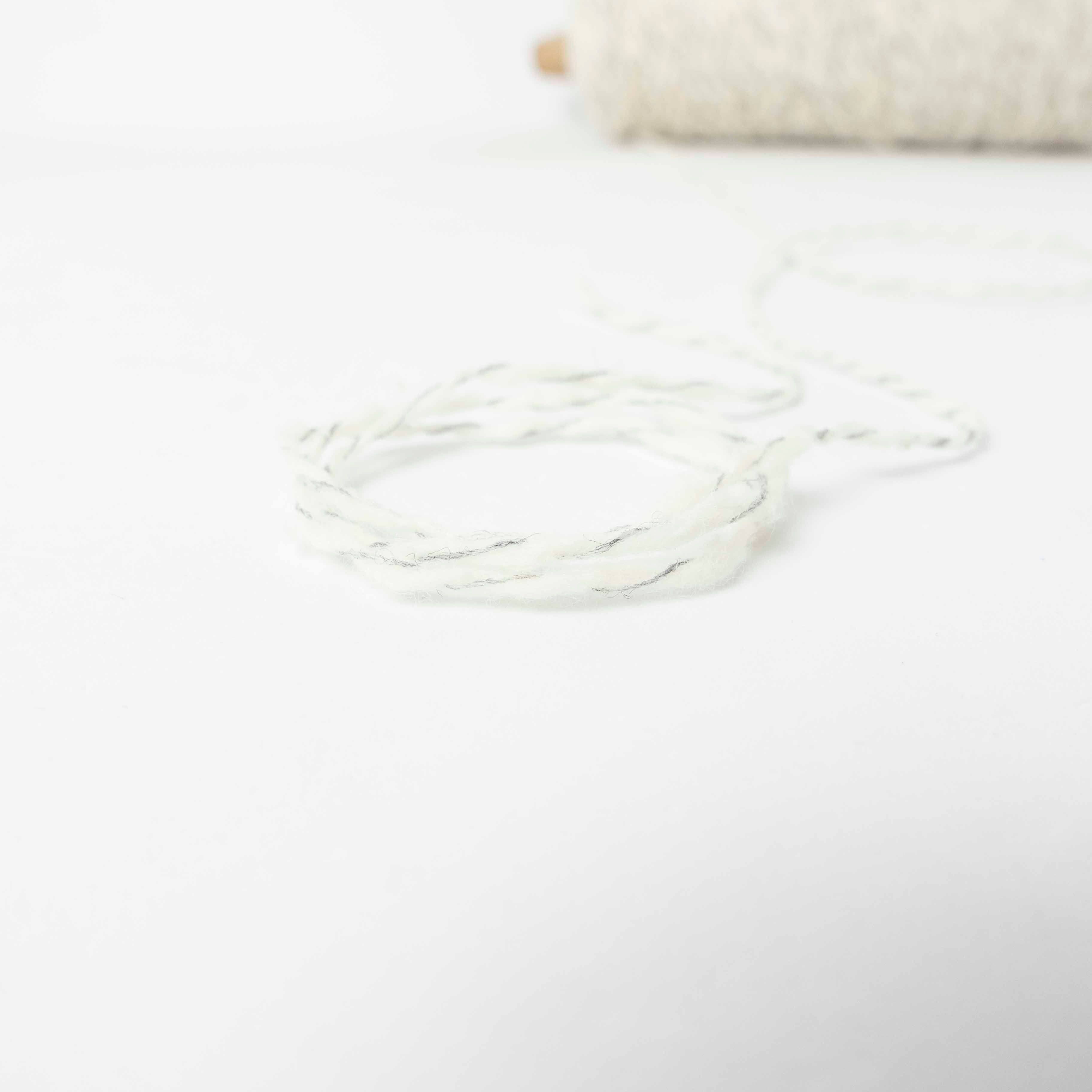 1/3 ウール混スラブヤーン