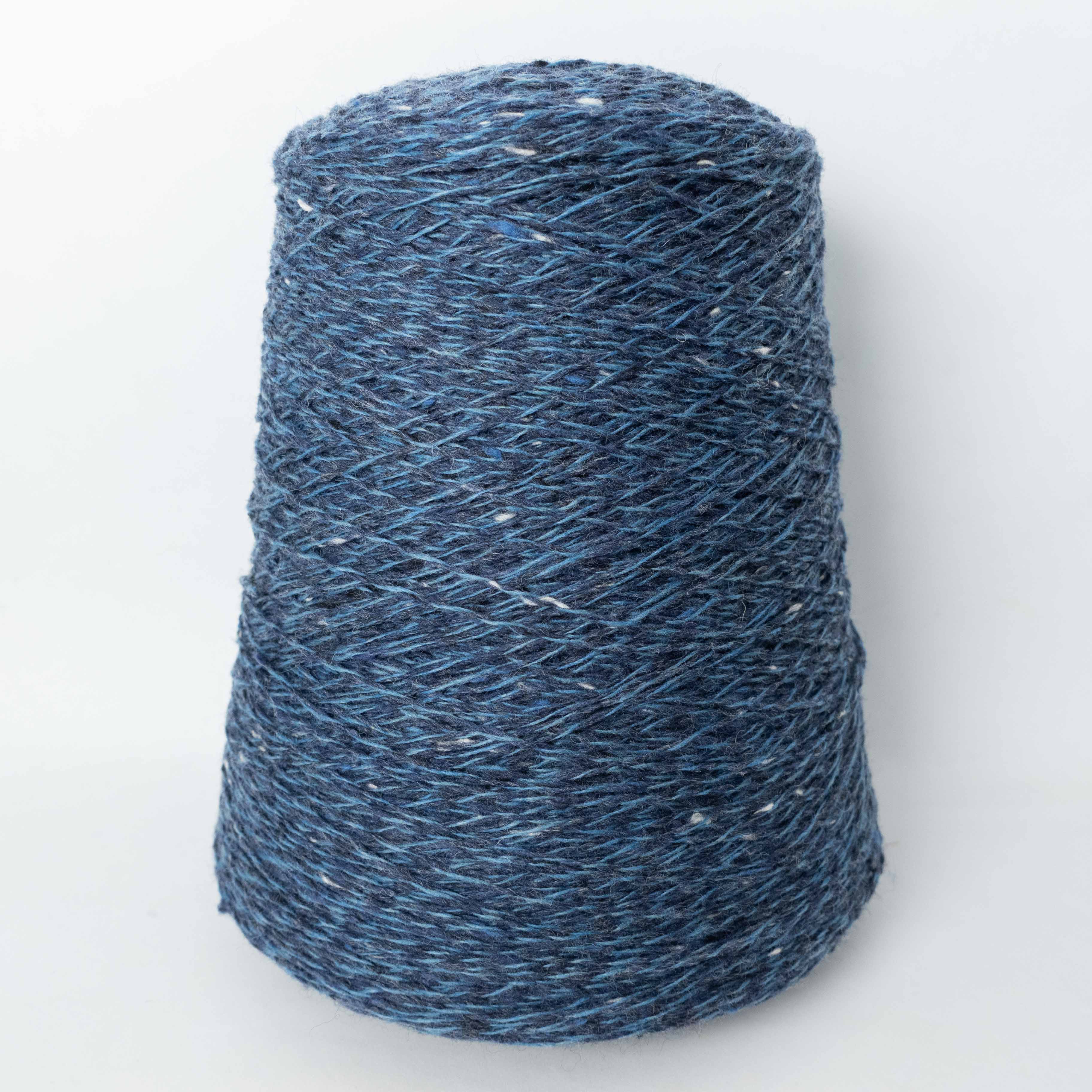 -mid project- 1/4.2 Bulky Nep Wool - Blue