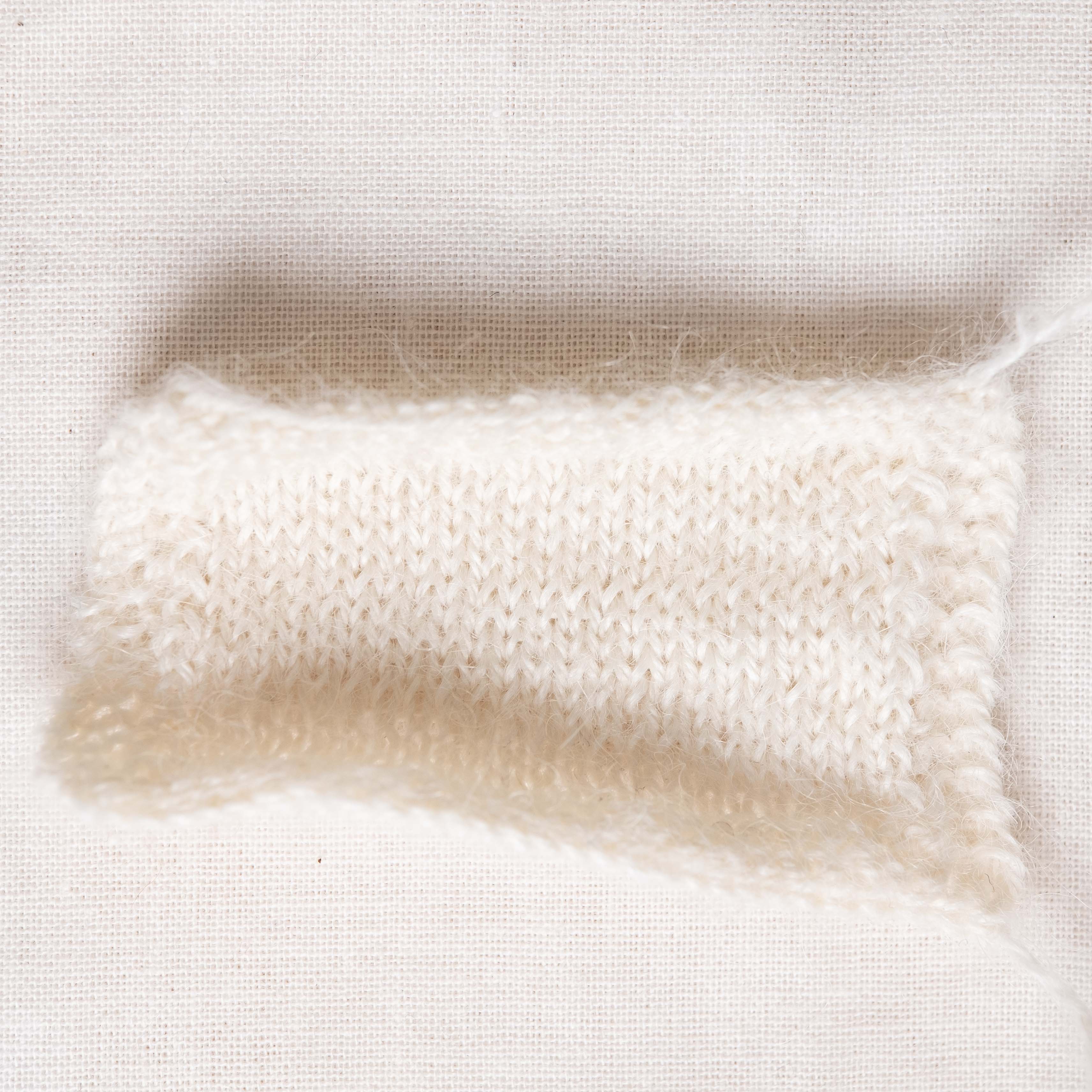 2/16 100% Baby Alpaca