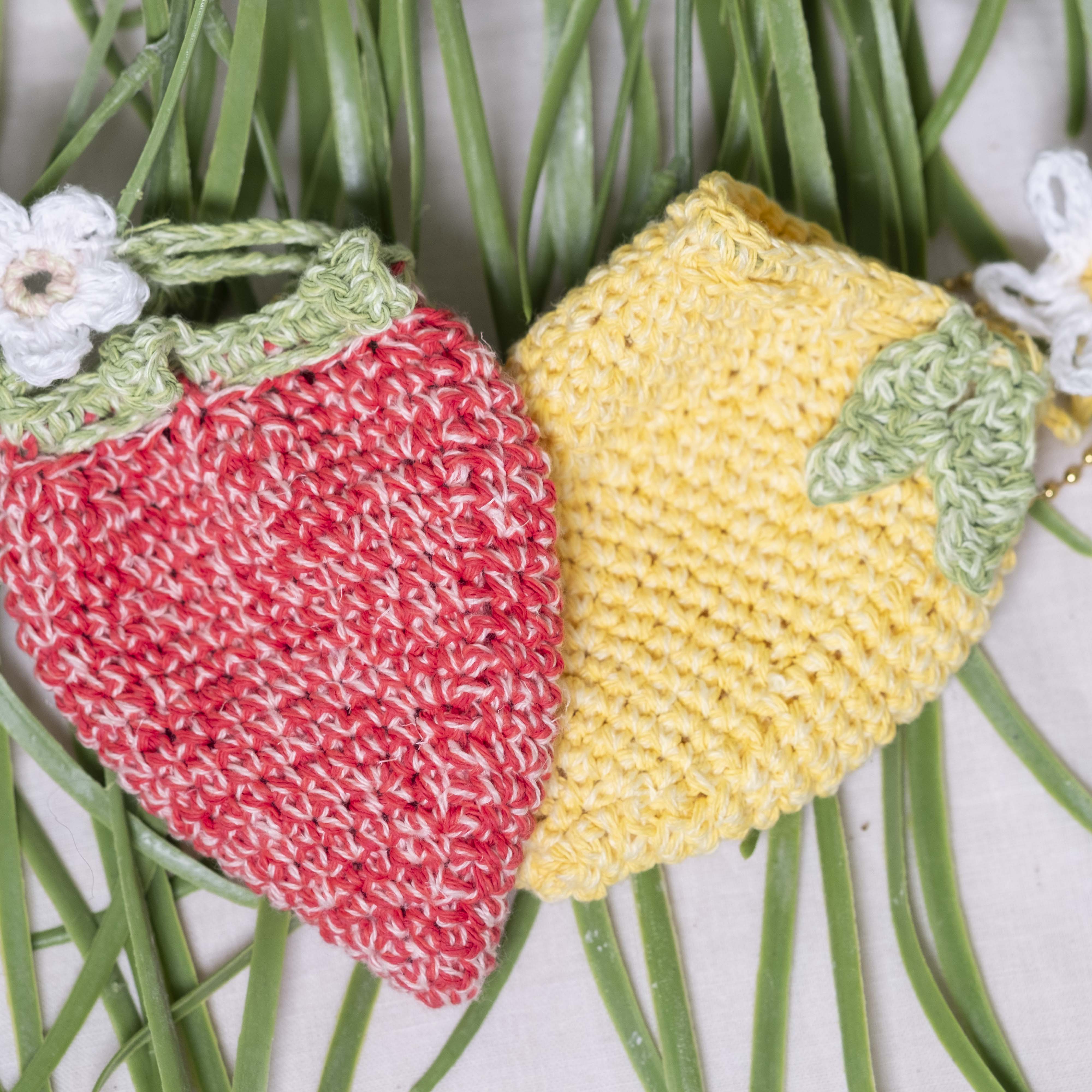 【パターン】Strawberry Mini Pouch Charm designed by Nana Komiyama(ポーチチャーム)【PDF】