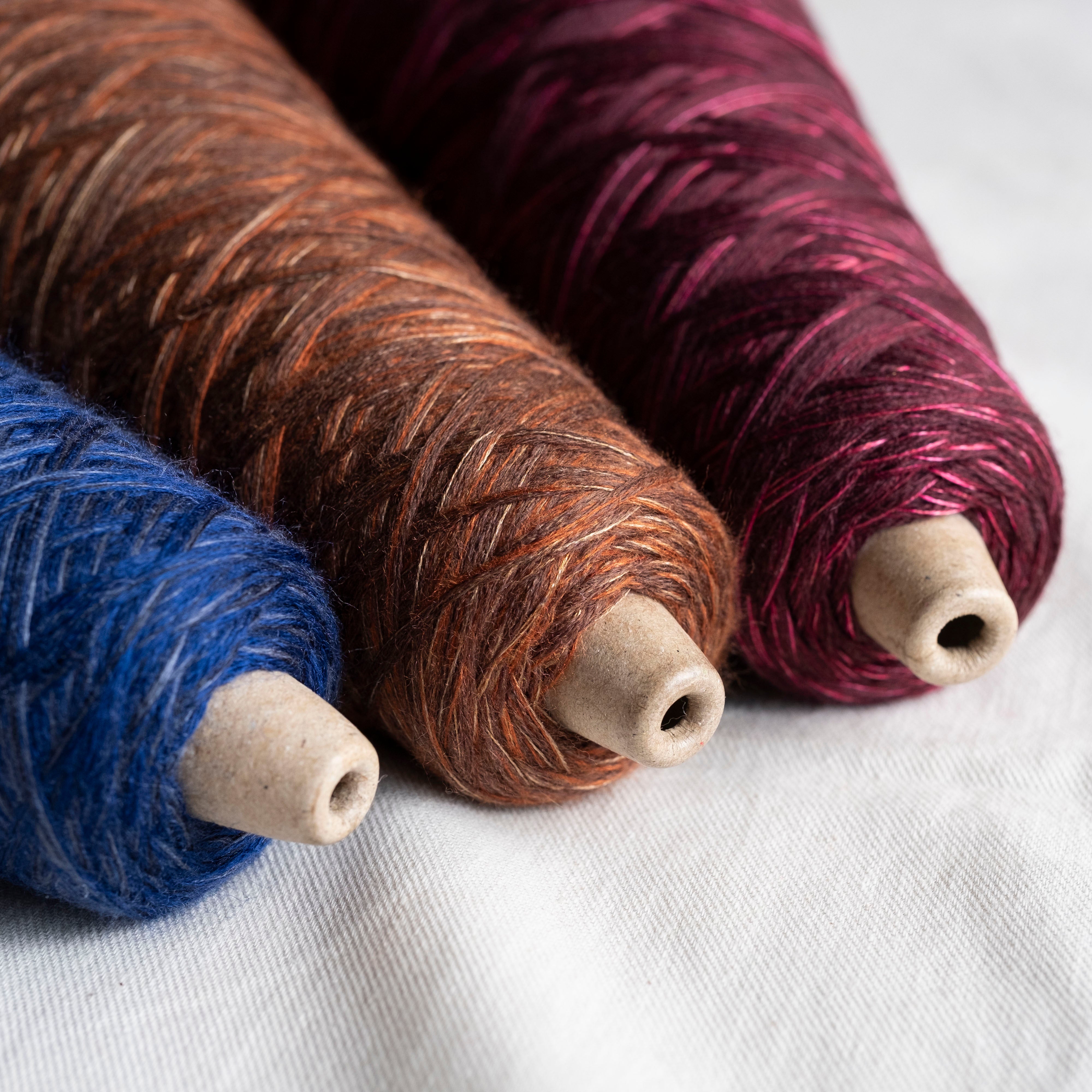 Hoshi Ito(中細・ウールシルク)(ITORICOT Concept Yarn)