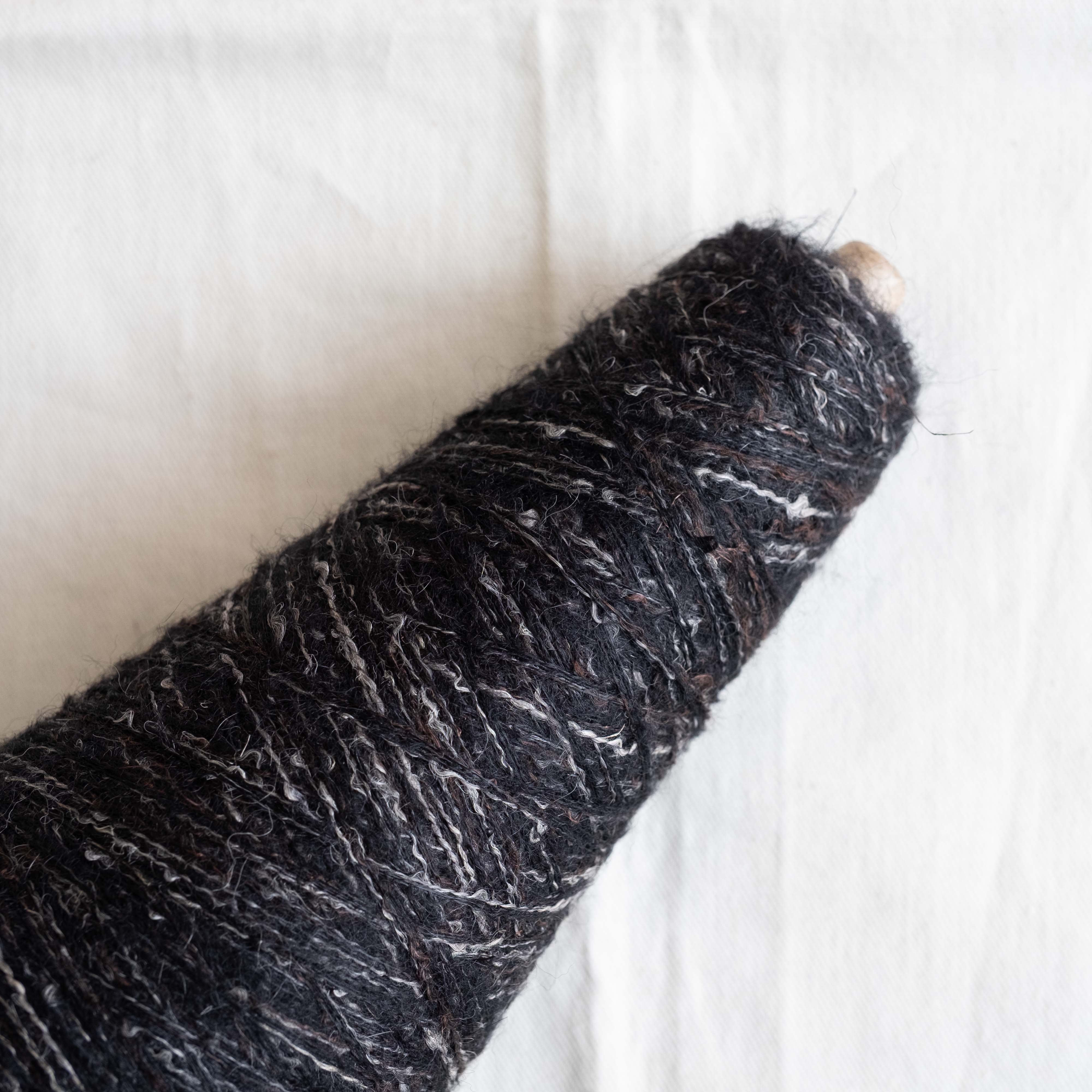 Alu Ito(中細・アルパカ混)(ITORICOT Concept Yarn)