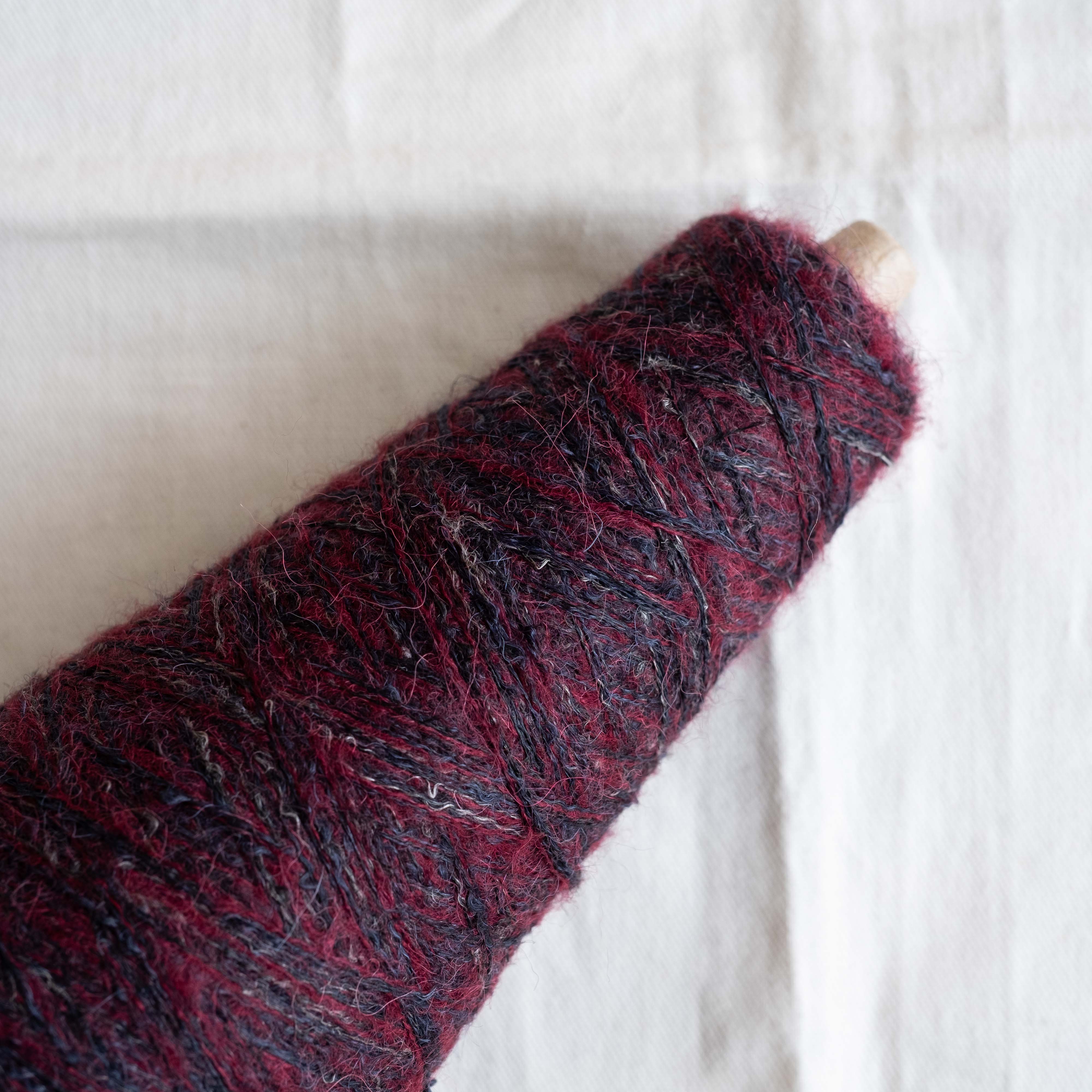 Alu Ito(中細・アルパカ混)(ITORICOT Concept Yarn)