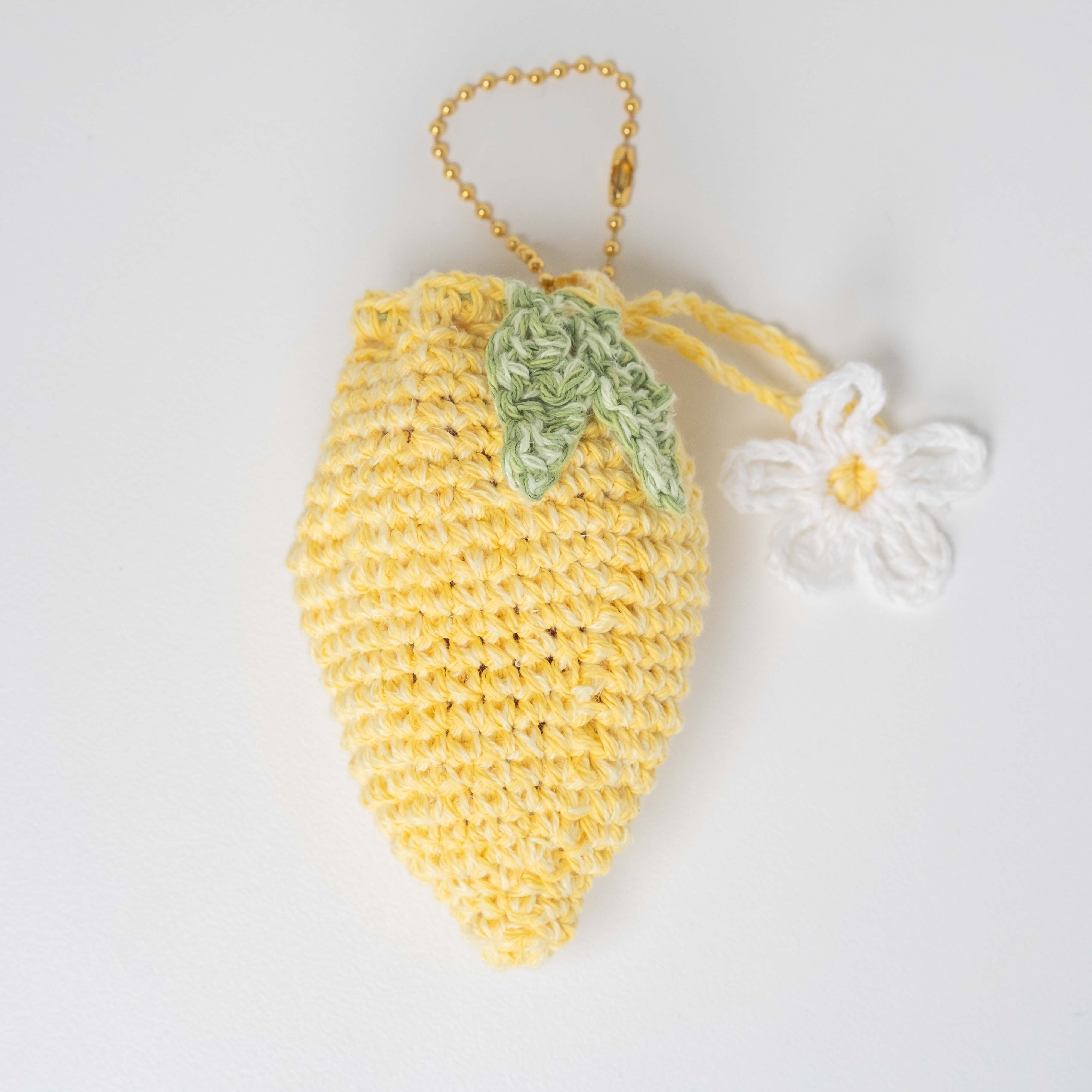 ITORICOT BOTANICAL YARNで編む、レモン or ストロベリーミニポーチチャームWS by Nana Komiyama
