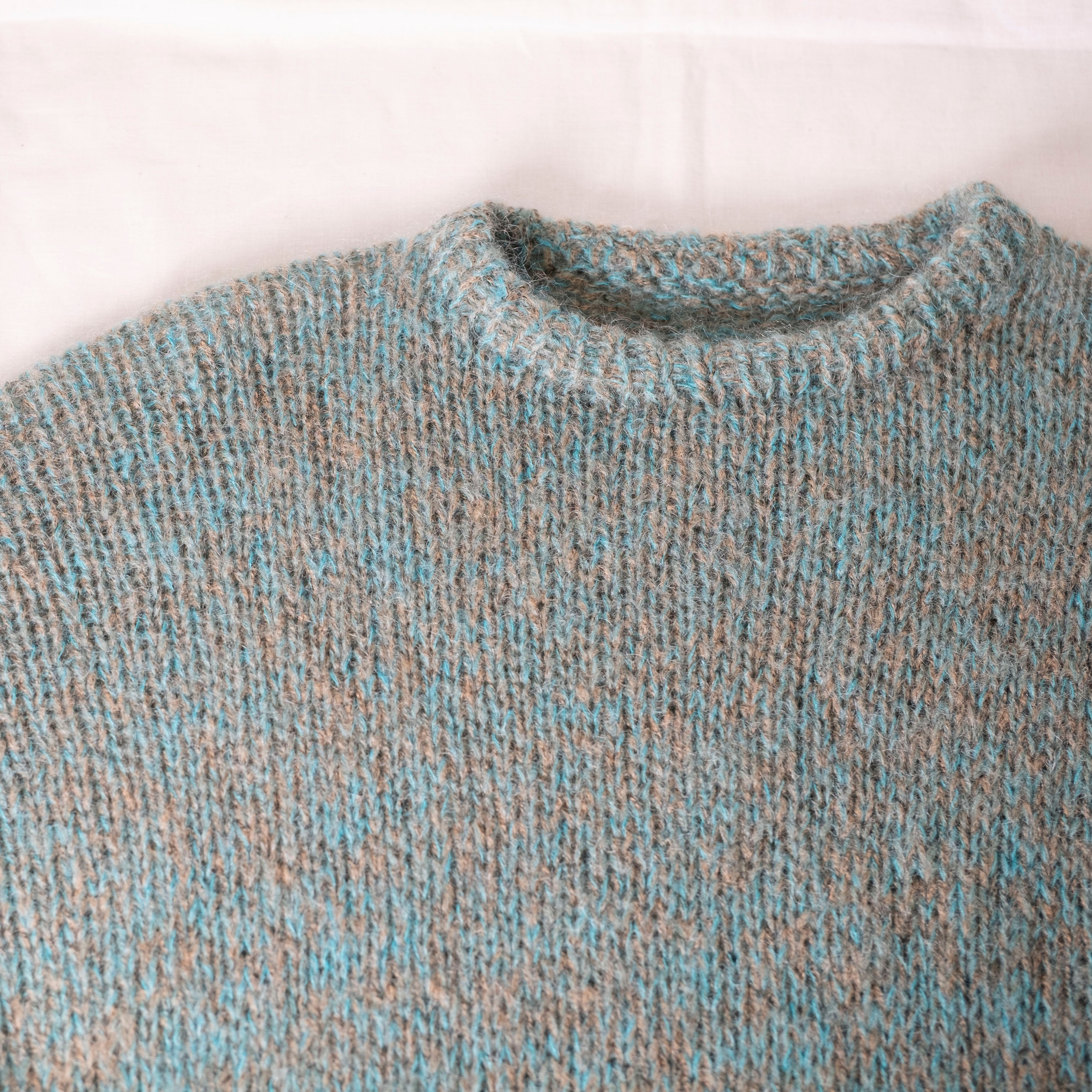 FLUORITE4本で編むざっくり編みのプルオーバーセット