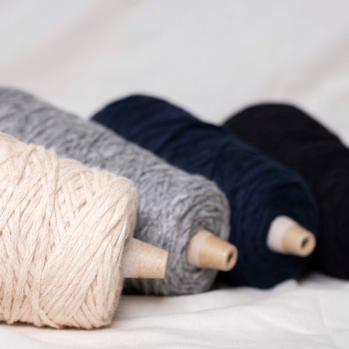 1/1.6 RACCOON LILY YARN