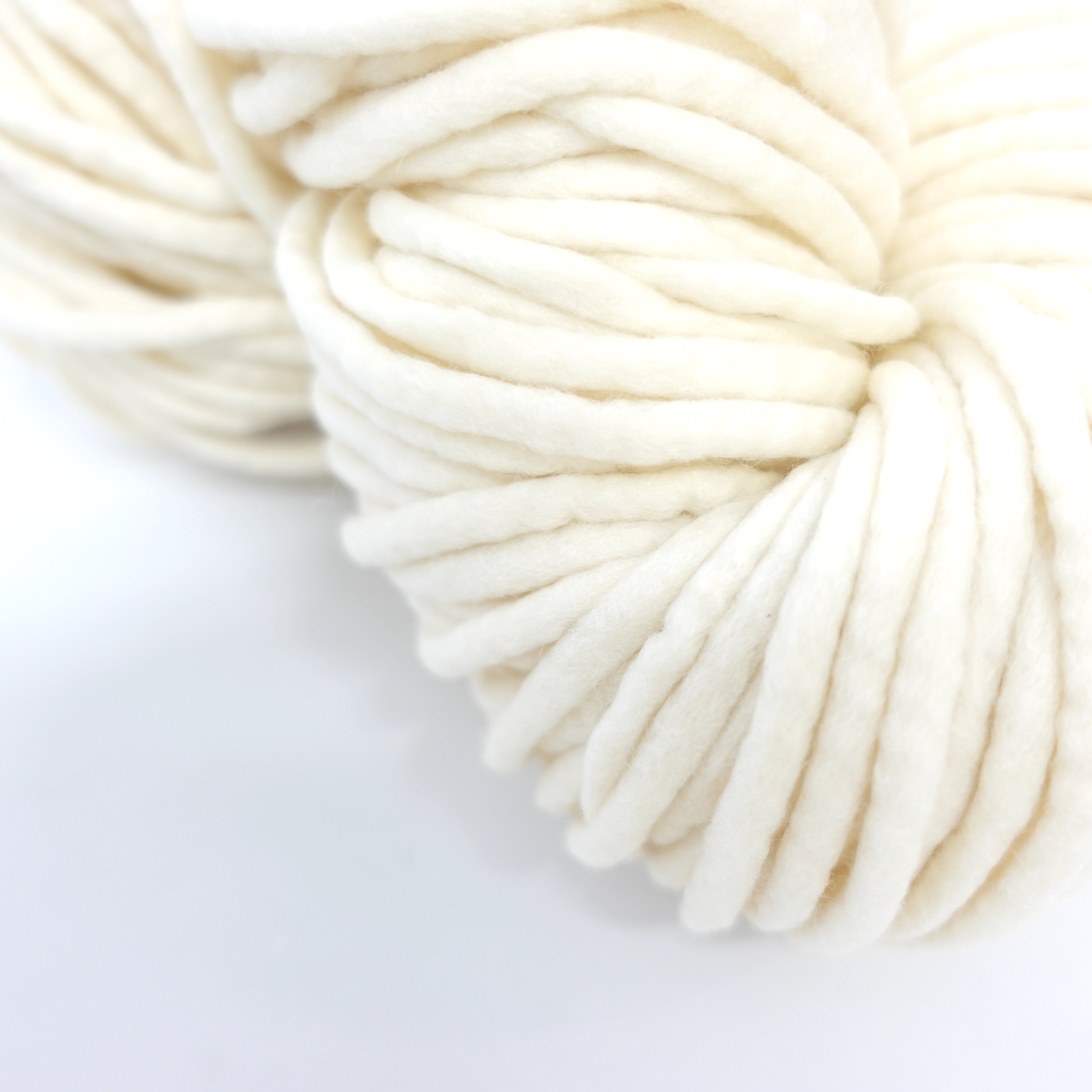 【かせ240g・250g】1/0.5 フェルティ かせ糸