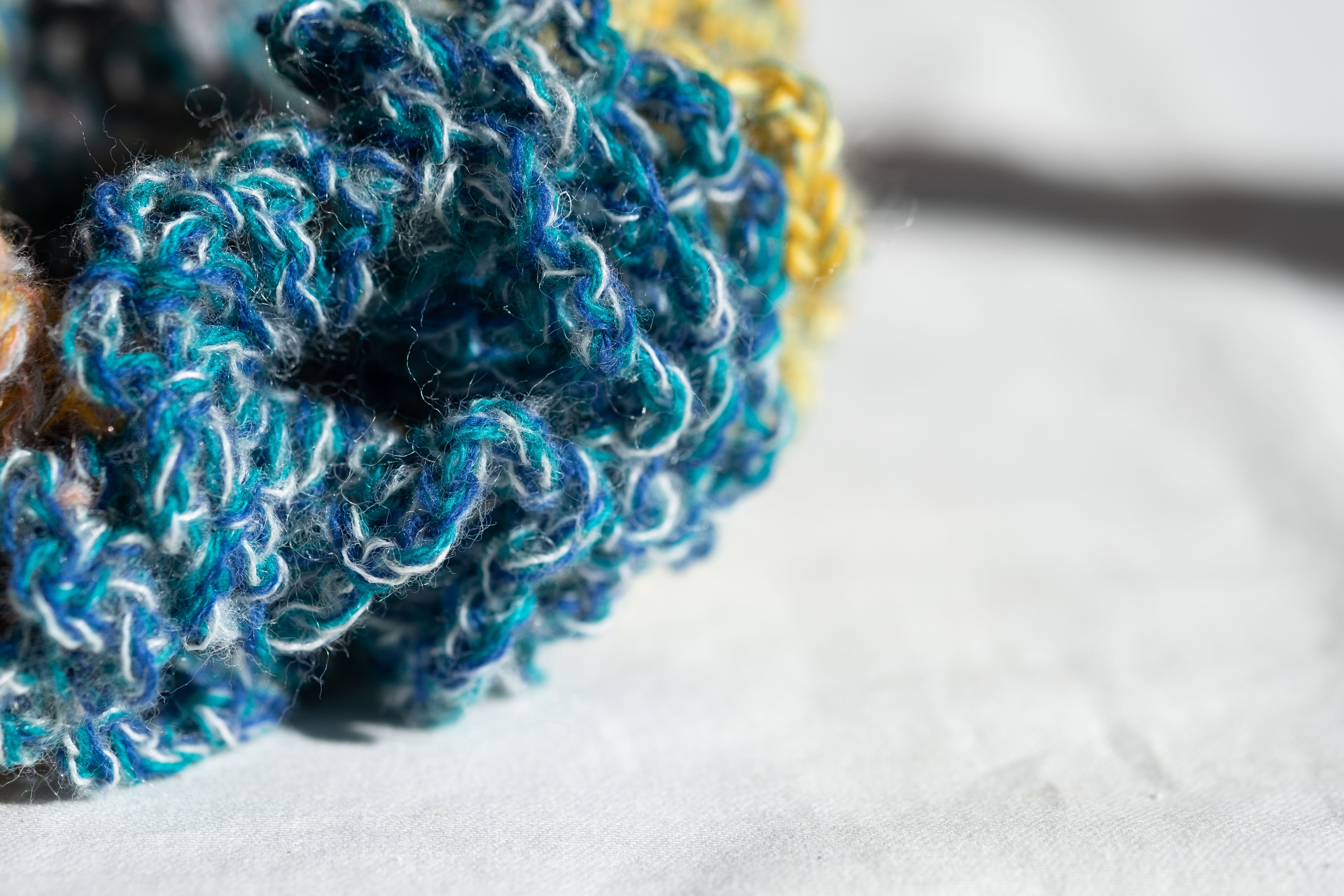 [Pattern + Materials Included] Mimosa [Scrunchie Kit]