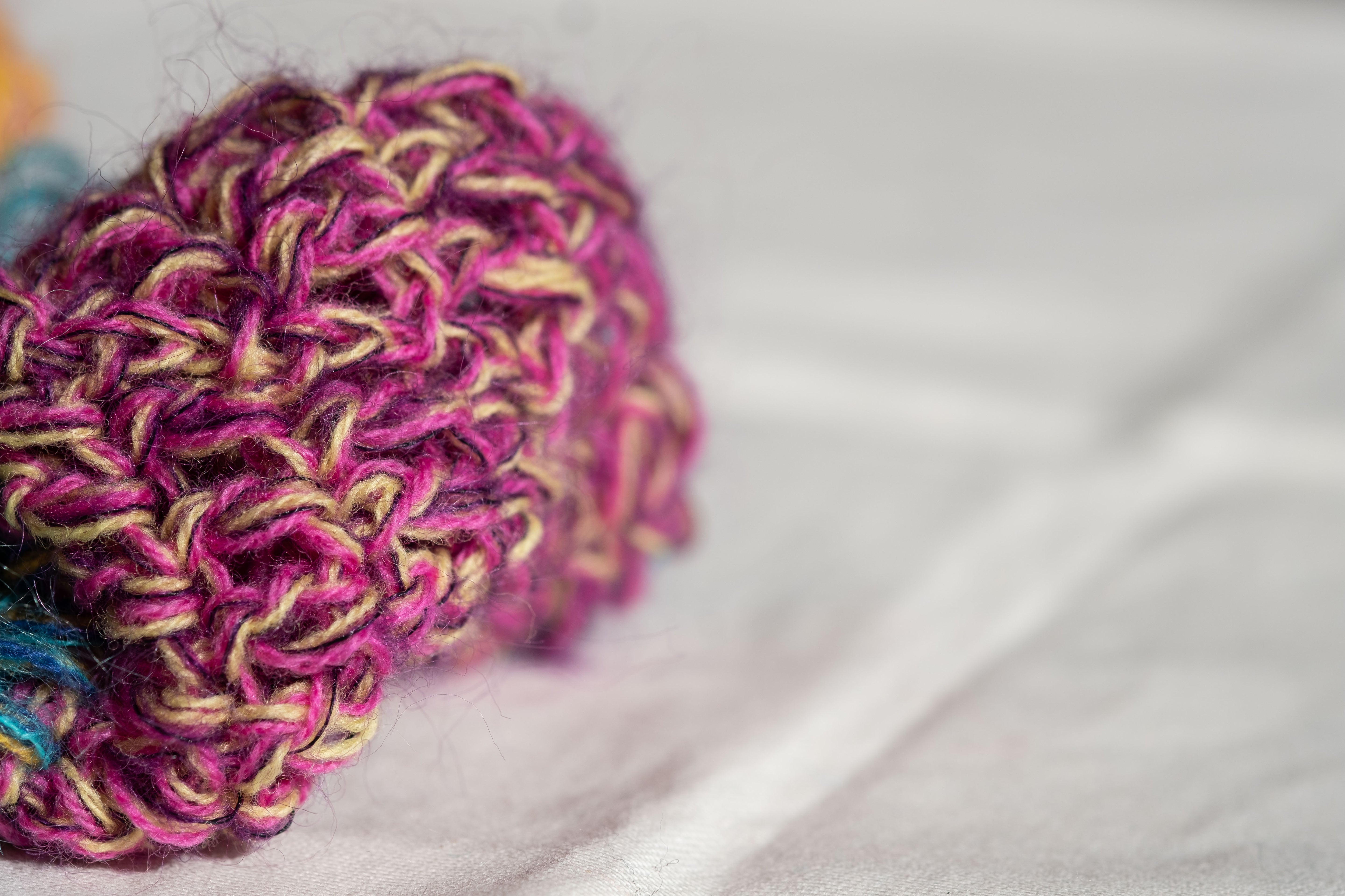 [Pattern + Materials Included] Pansy [Scrunchie Kit]