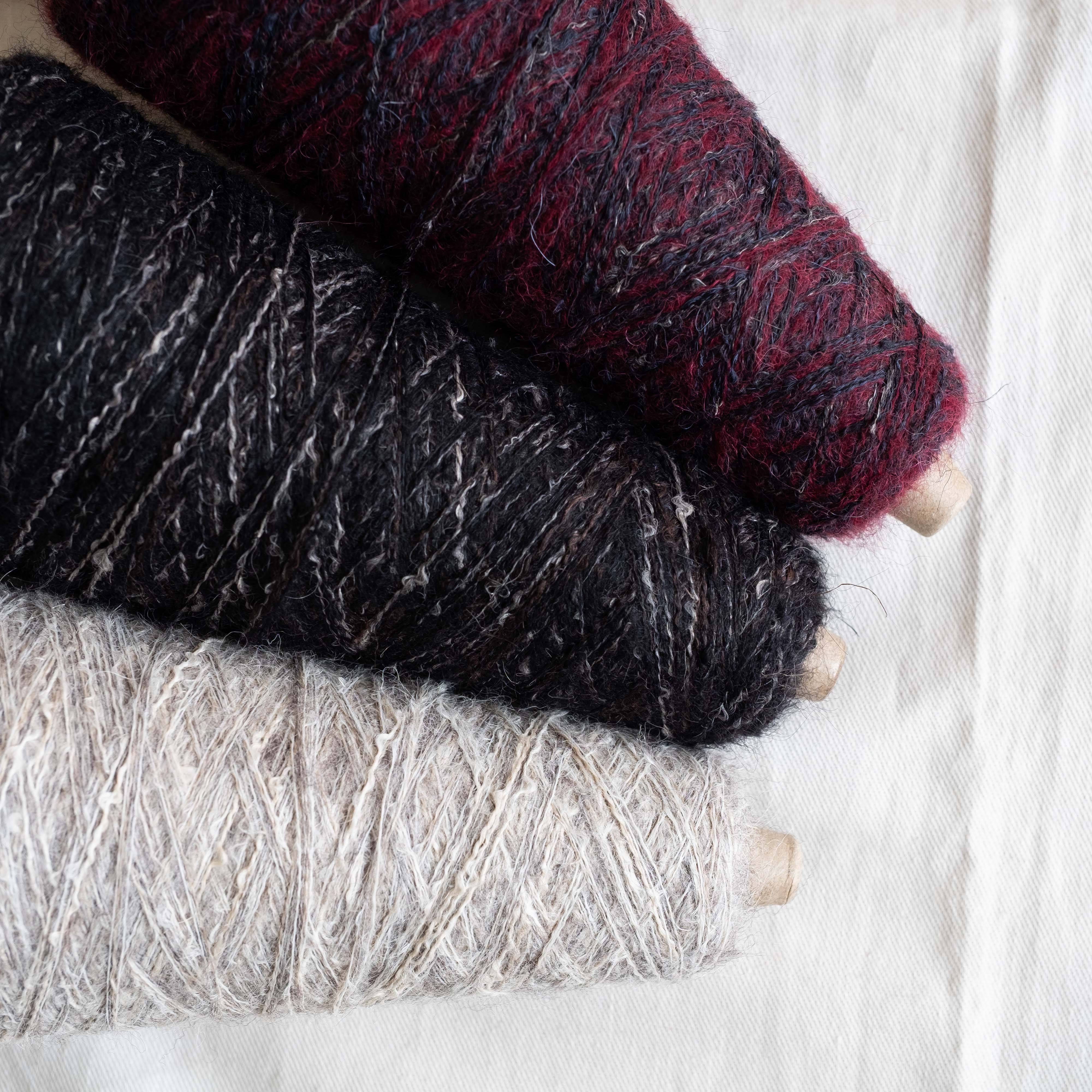 Alu Ito（中細・アルパカ混）（ITORICOT Concept Yarn）