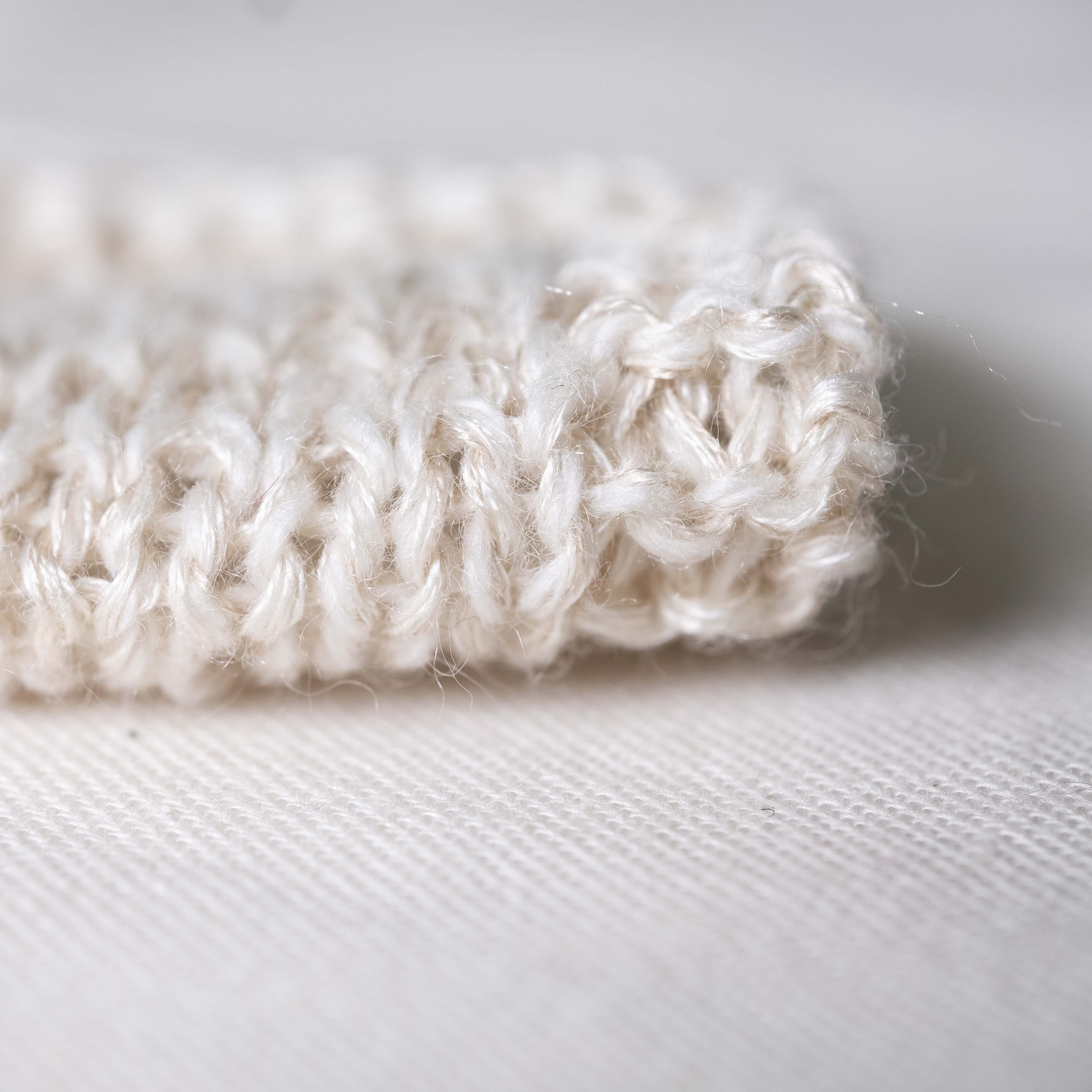 Meringue Piano (Silk Cashmere) (ITORICOT Concept Yarn)