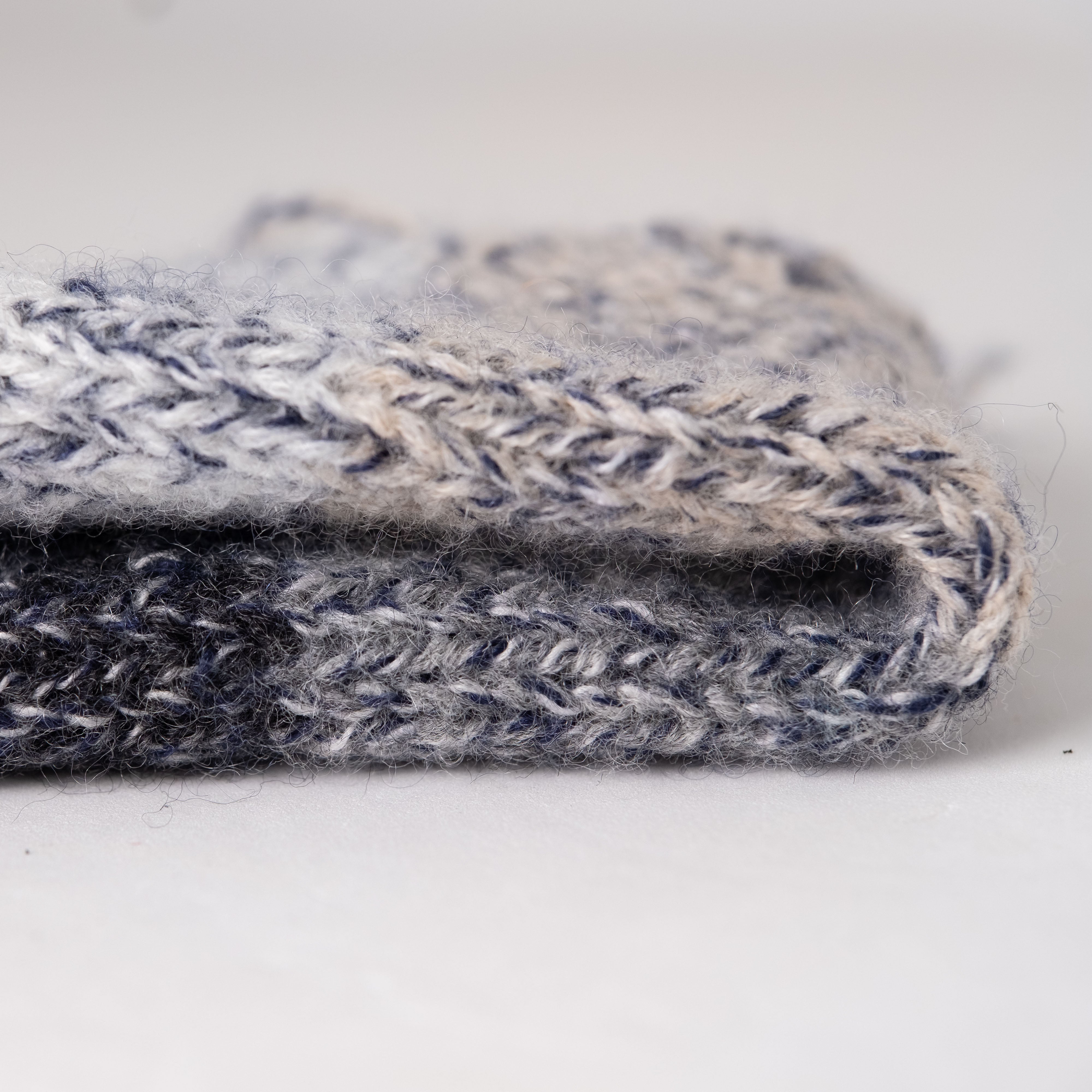 Sora Ito (fine wool/cashmere) (ITORICOT Concept Yarn)