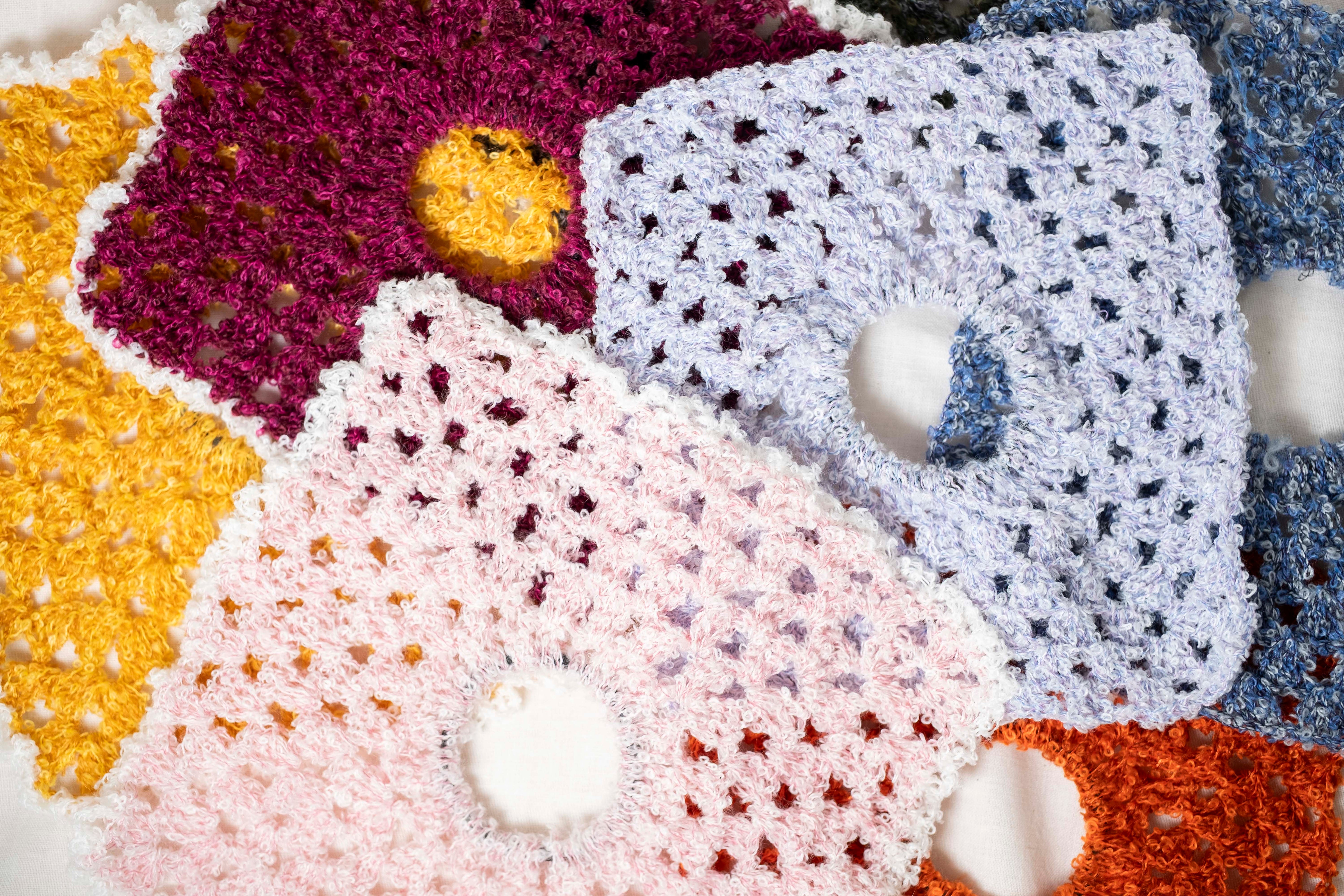 [Pattern] Granny Square Scrunchie [PDF]