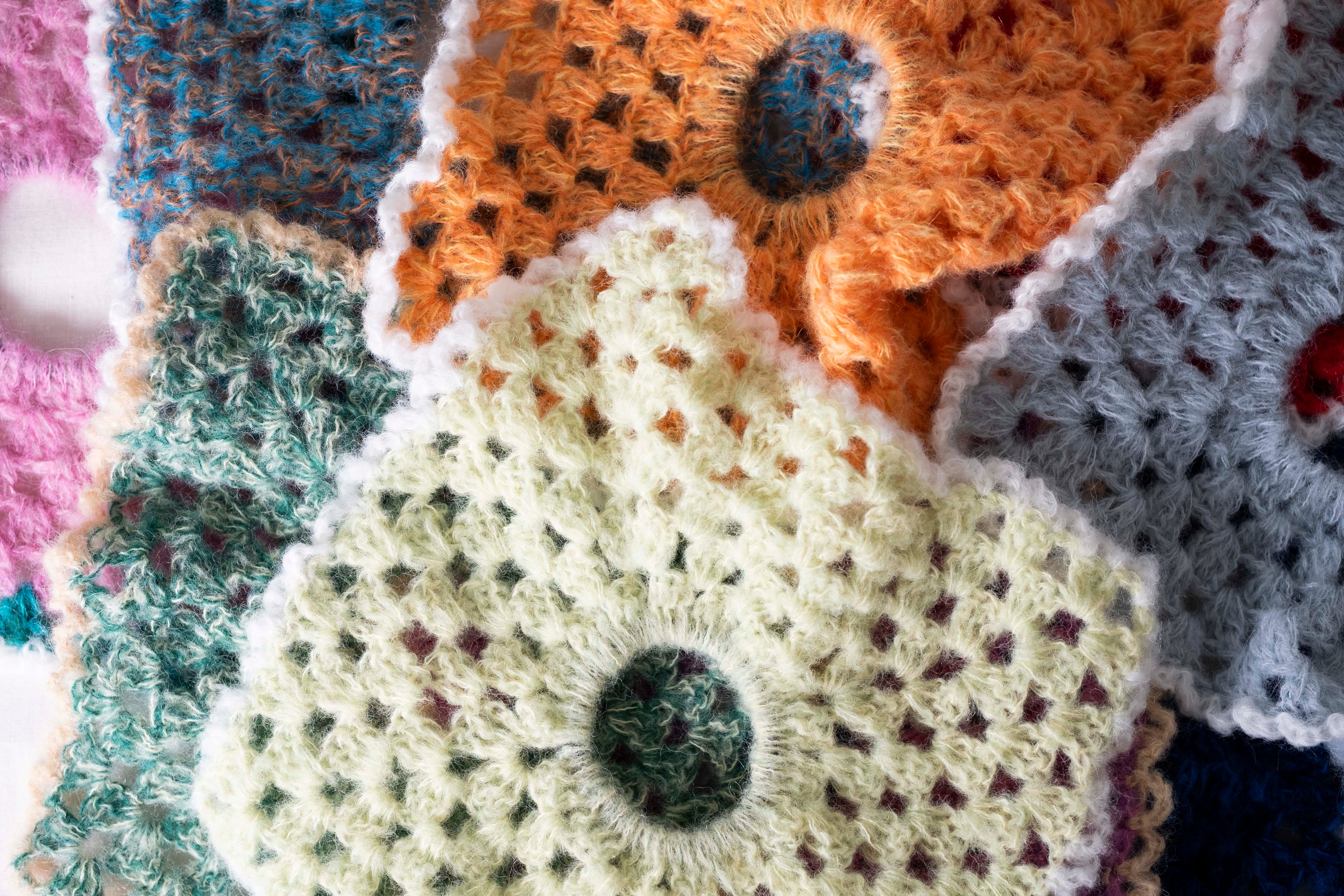 [Pattern] Granny Square Scrunchie [PDF]