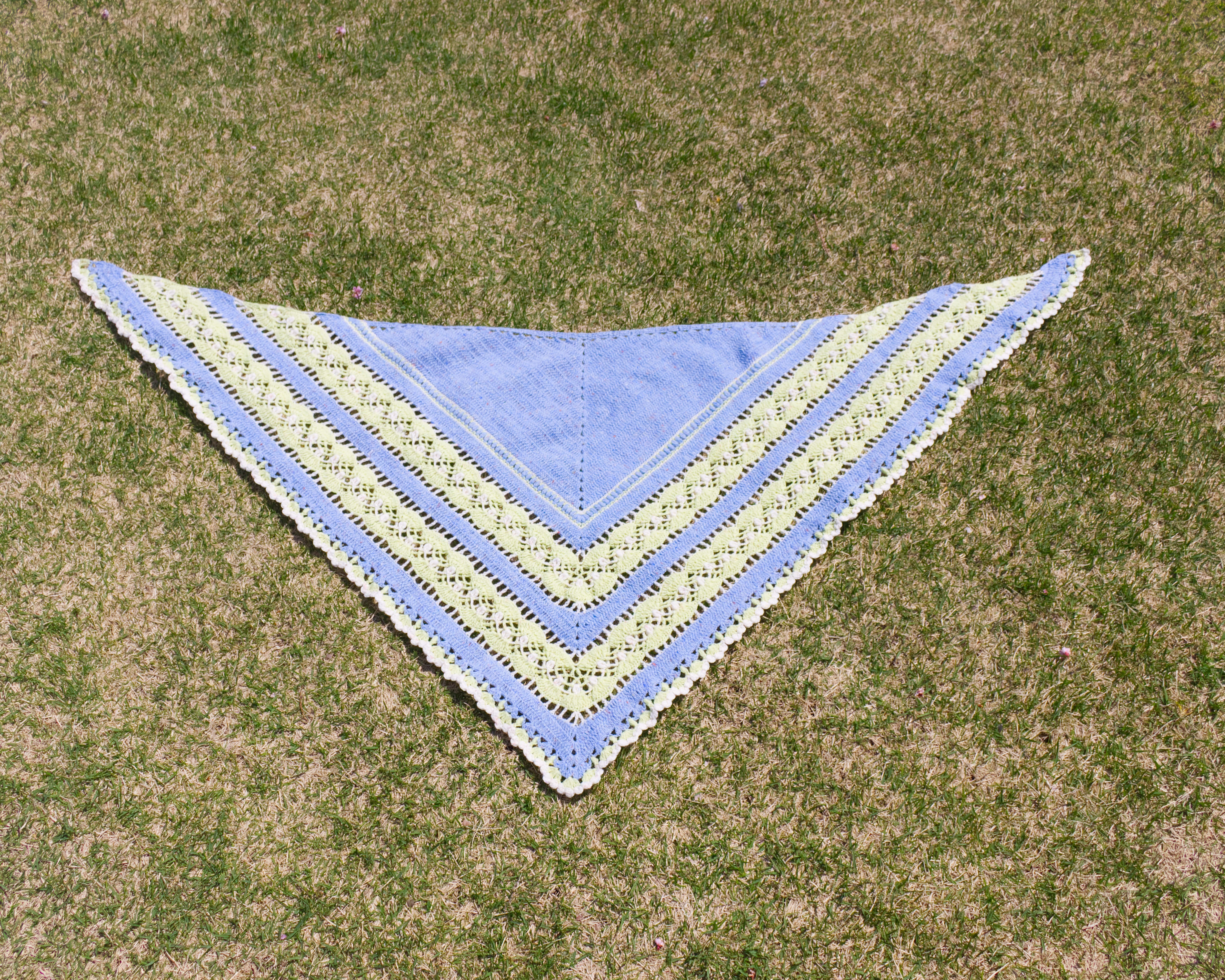 [Pattern] Hiroka Shawl designed by Aki Kasaishi [PDF]