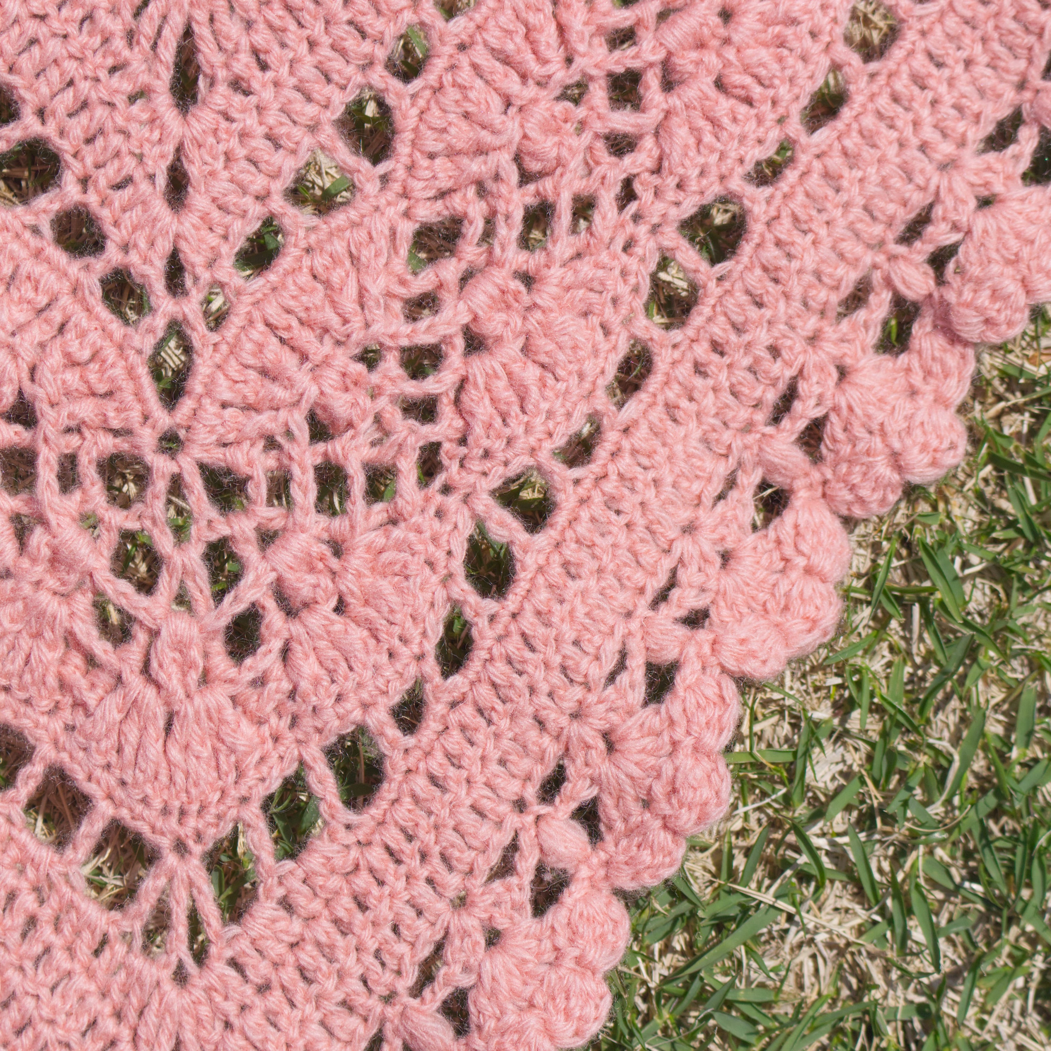 草木染めカシミヤで編む、Hiroka Shawl セット（ラージサイズ）（designed by 笠石あき）