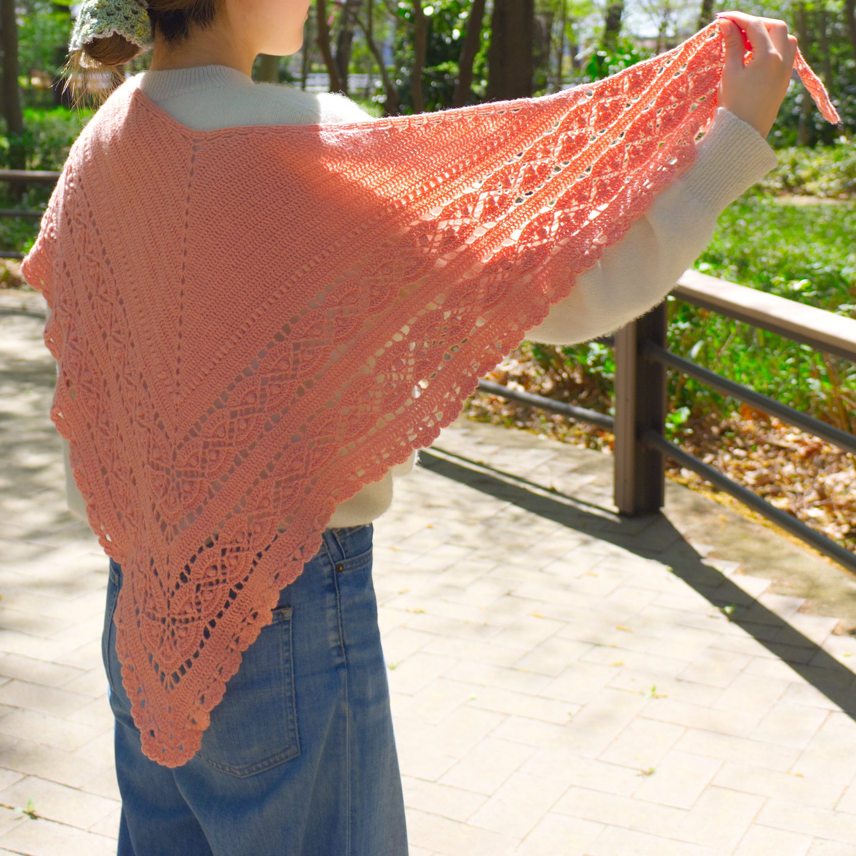 草木染めカシミヤで編む、Hiroka Shawl セット（ラージサイズ）（designed by 笠石あき）